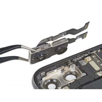 Замена основной камеры iPhone 11