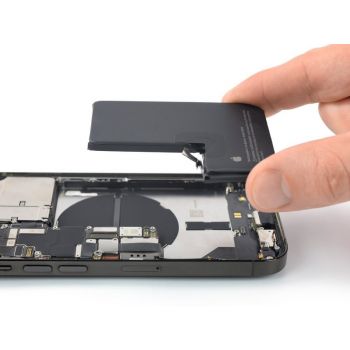 Заміна акумулятора (батареї) iPhone 14 Pro